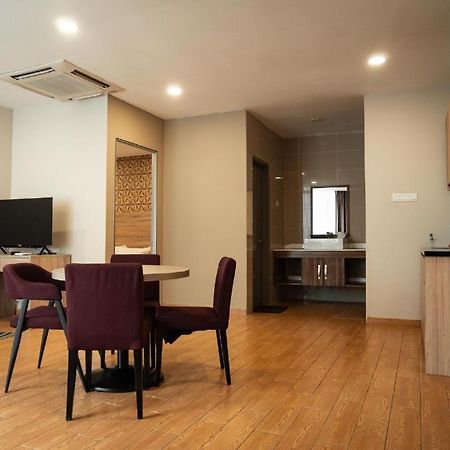 Bangi Perdana Hotel מראה חיצוני תמונה